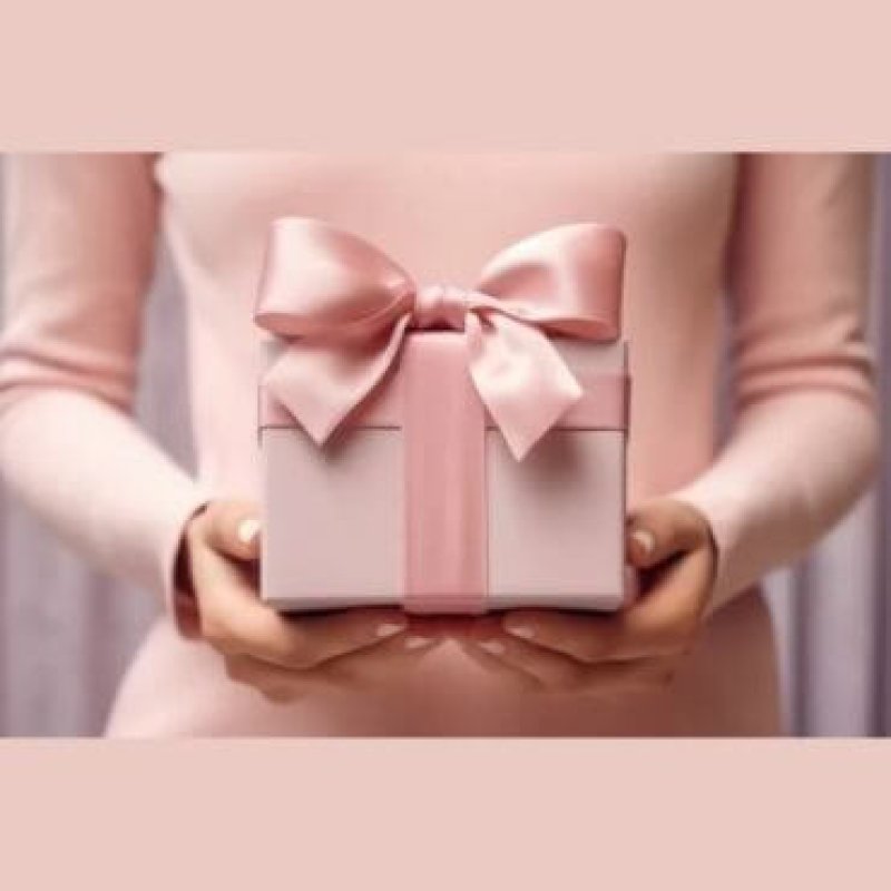 Corporate-Event-Gift-Box-Supply-370x370