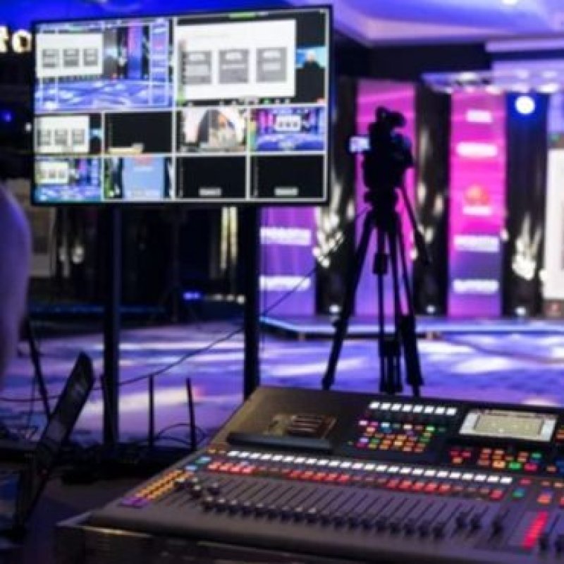 Live-Streaming-Equipment-Rental-370x370