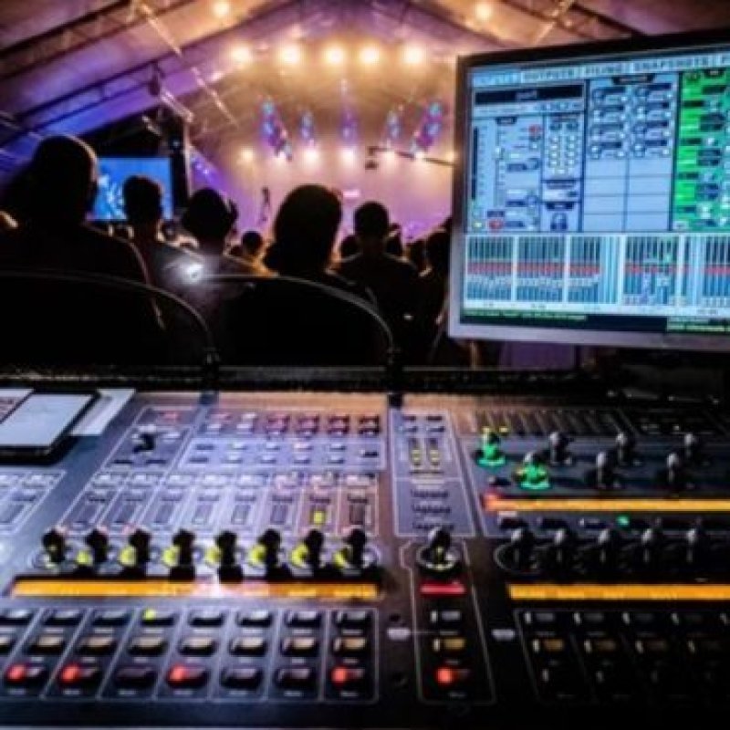 Sound-Mixing-Console-Rental-370x370